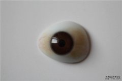 不安裝義眼臺(tái)是否可以直接安裝義眼片？